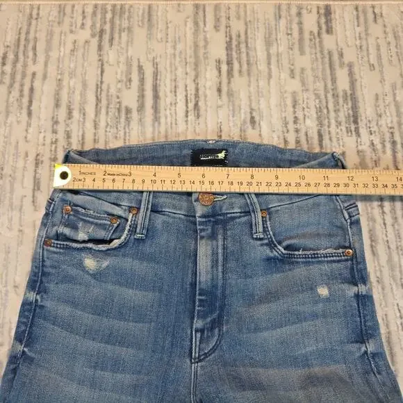MOTHER Looker Ankle Step Fray Jeans Womens Light Blue Sz 23